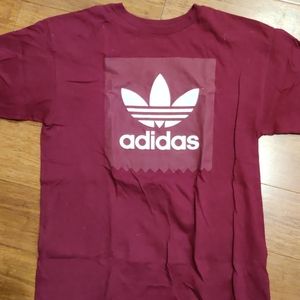 Adidas t shirt
